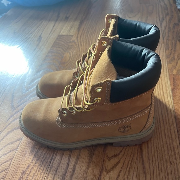 Timberland boots! - Picture 1 of 5